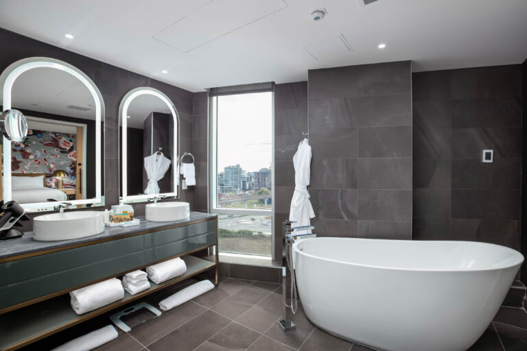 Signature Suite Bathroom